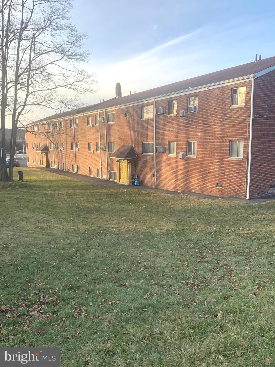 WILLOW GROVE - Commercial Sale