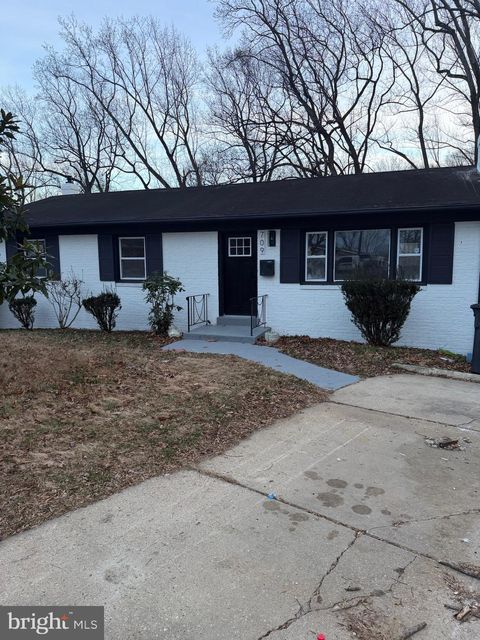 709 QUARRY AVENUE CAPITOL HEIGHTS MD 20743