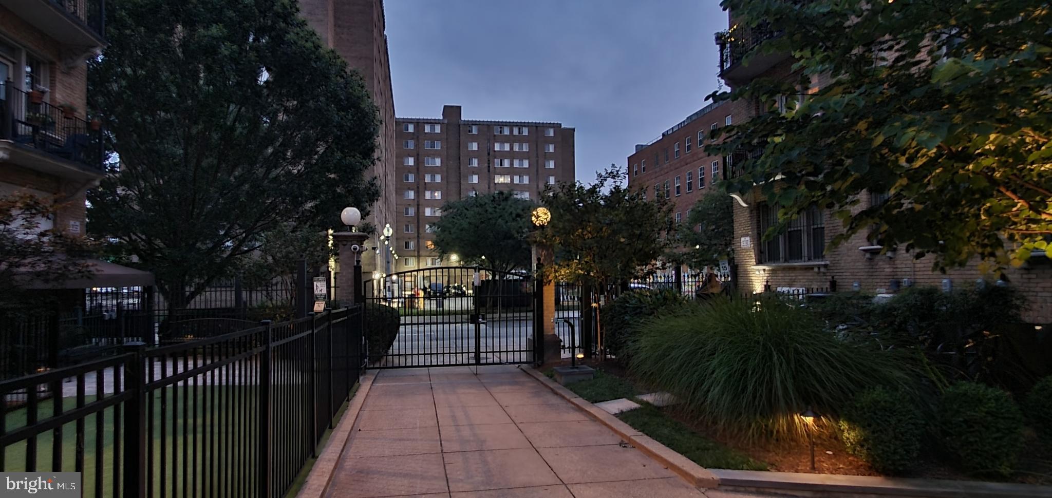 1401 COLUMBIA ROAD NW 307