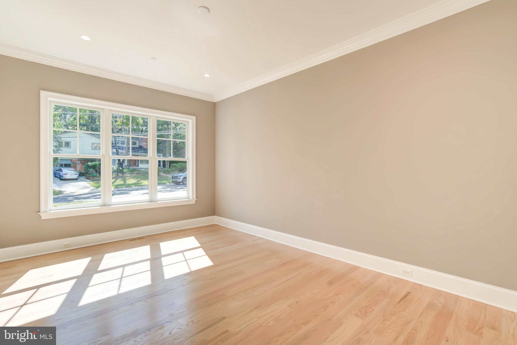 BURNING TREE VALLEY - Residential