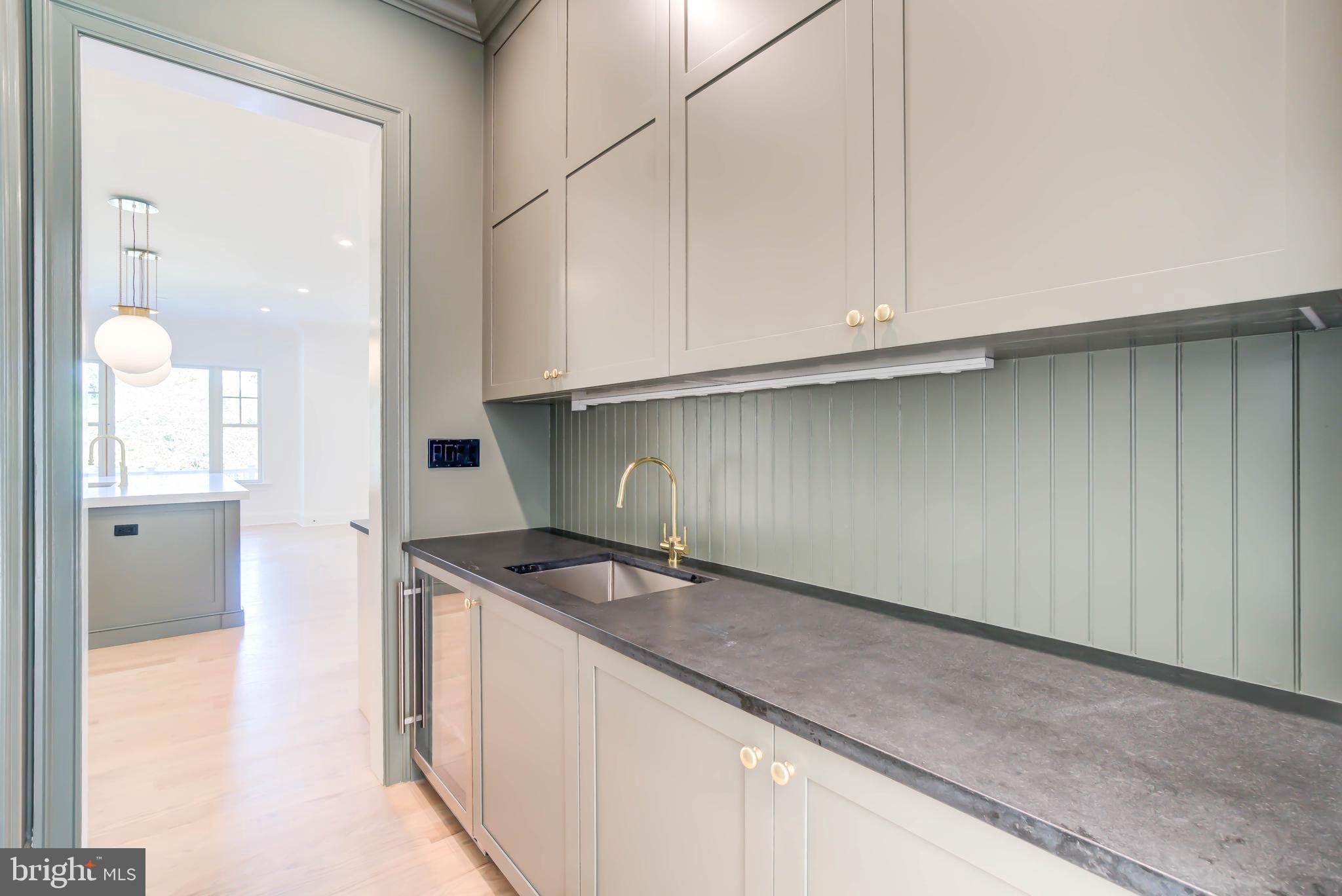 BURNING TREE VALLEY - Residential