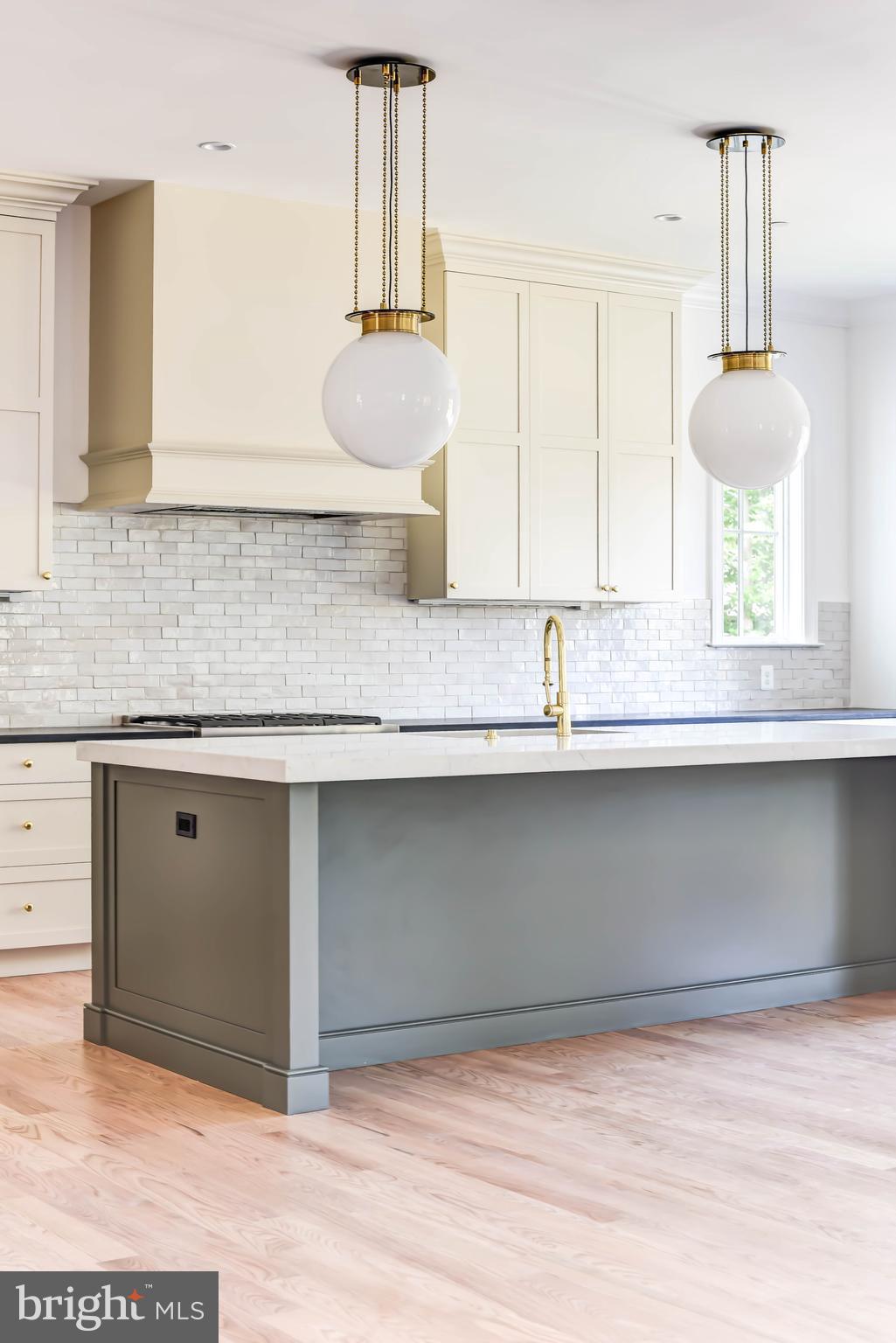 BURNING TREE VALLEY - Residential