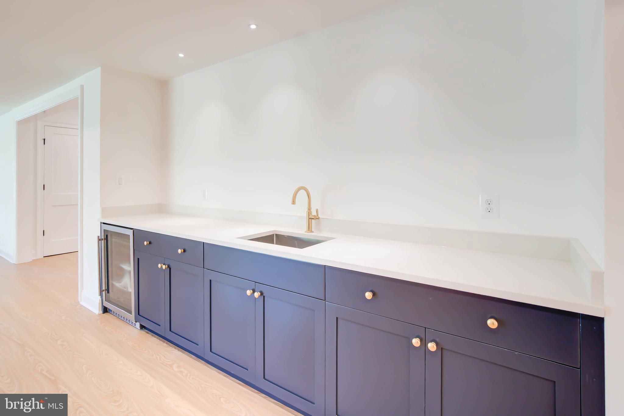 BURNING TREE VALLEY - Residential