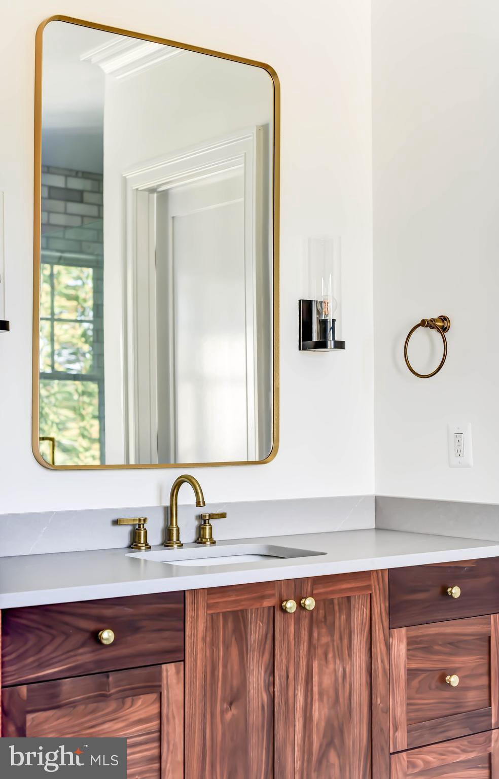 BURNING TREE VALLEY - Residential