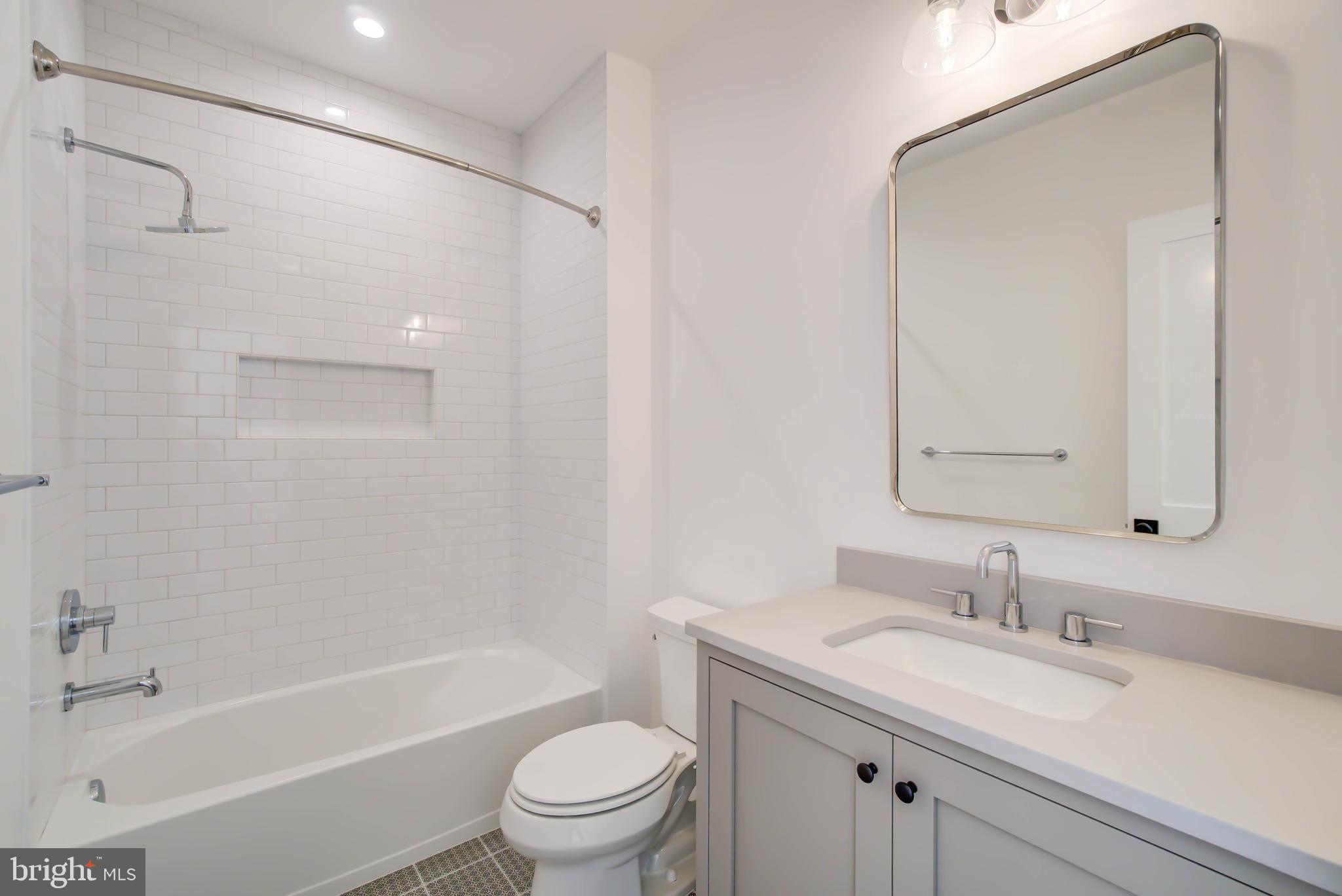 BURNING TREE VALLEY - Residential