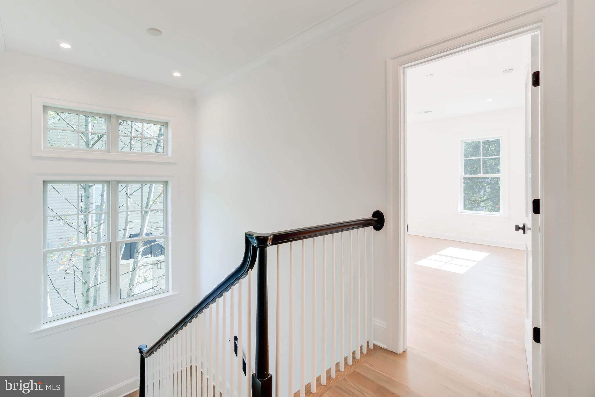 BURNING TREE VALLEY - Residential