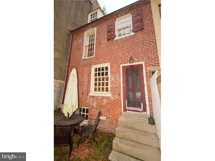 WASHINGTON SQ WEST - Residential