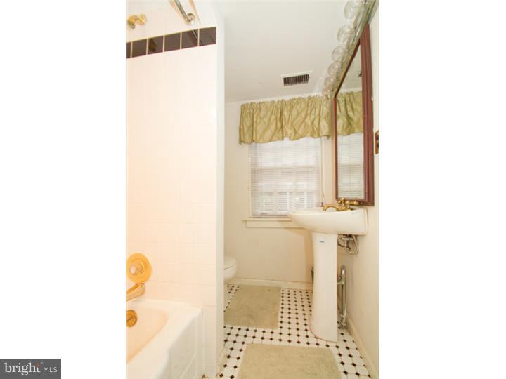 WASHINGTON SQ WEST - Residential