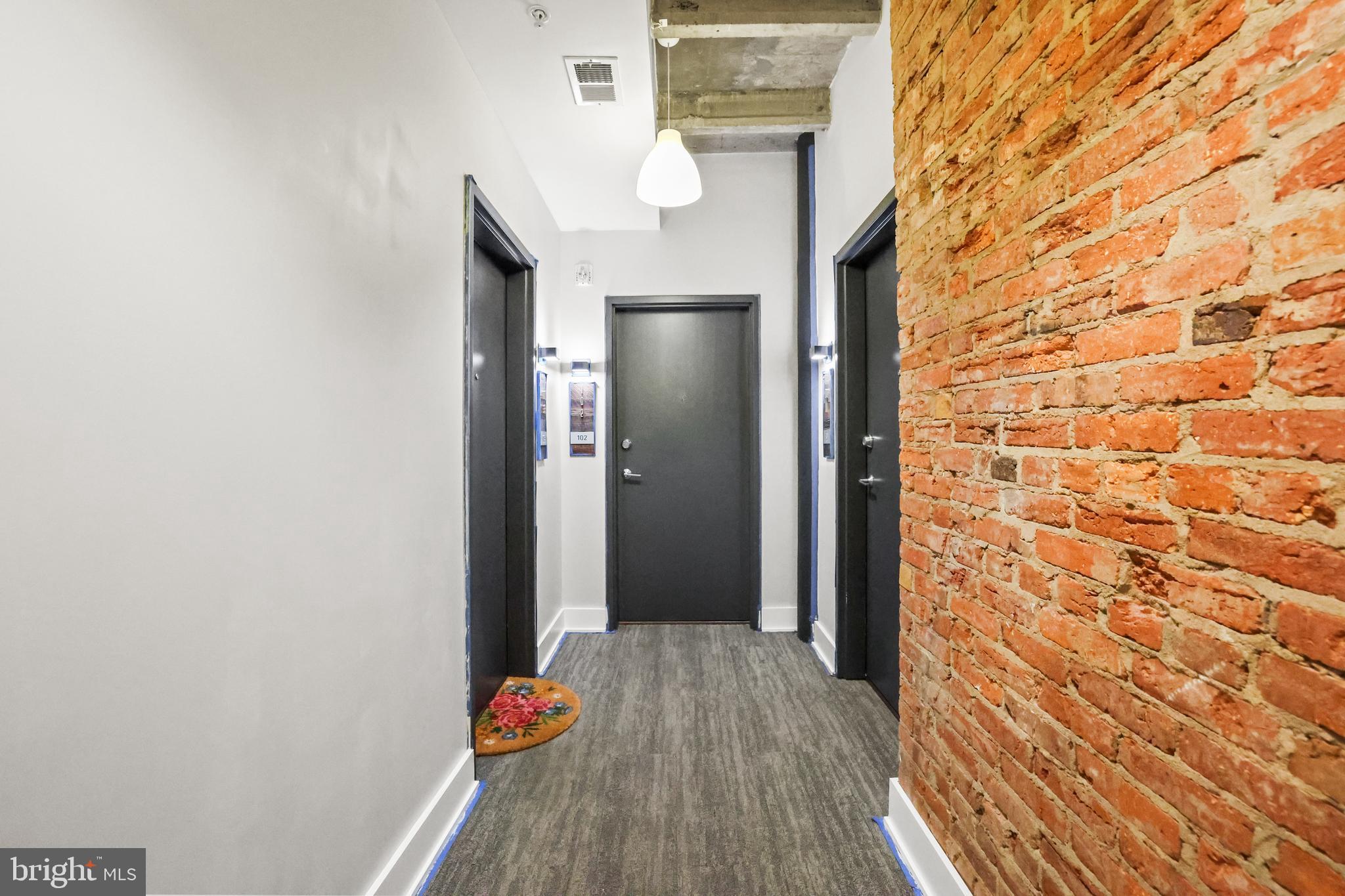 OLD TOWN ALEXANDRIA - Residential