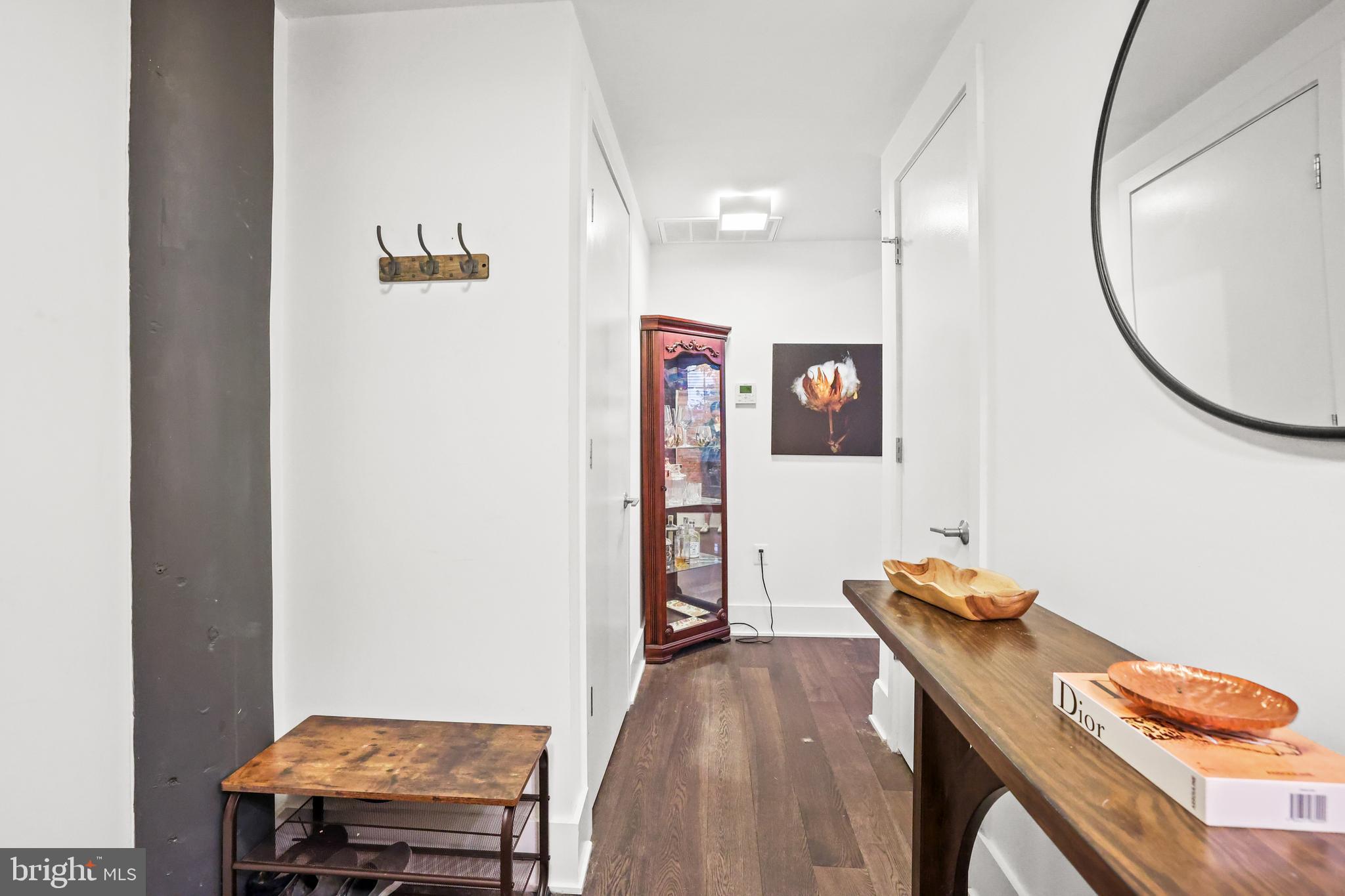 OLD TOWN ALEXANDRIA - Residential