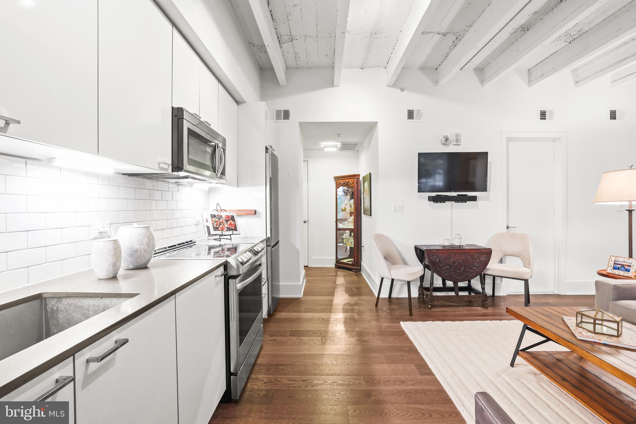 OLD TOWN ALEXANDRIA - Residential