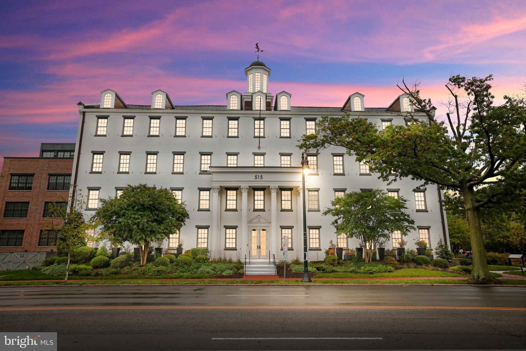 OLD TOWN ALEXANDRIA - Residential