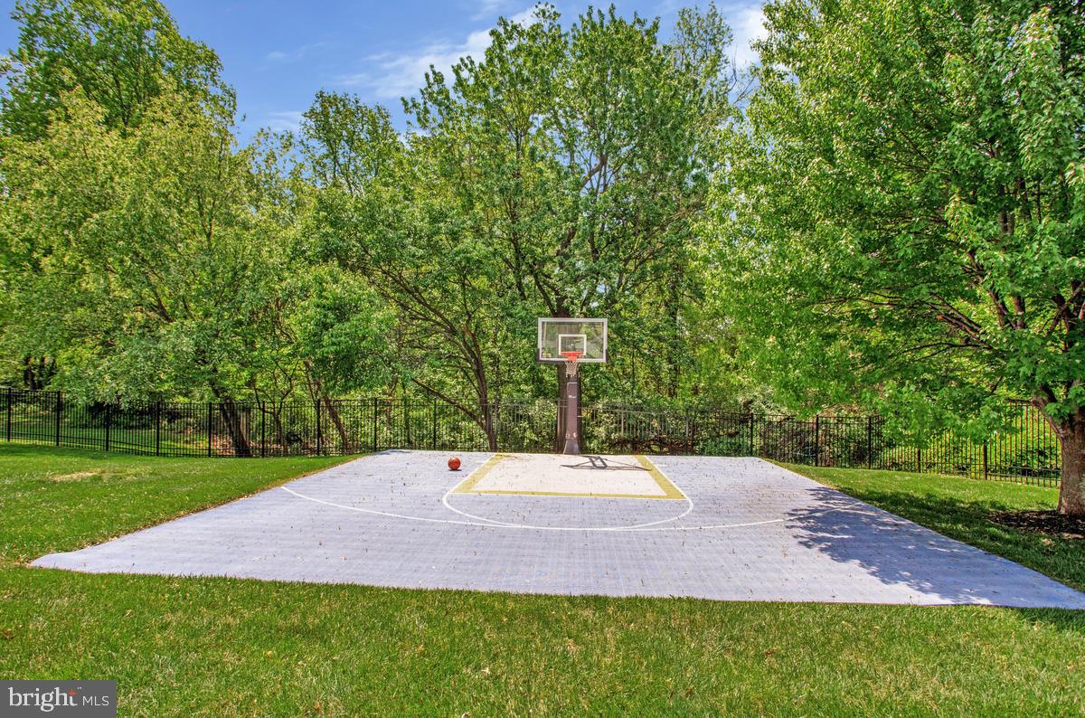 WESTWOOD - Residential