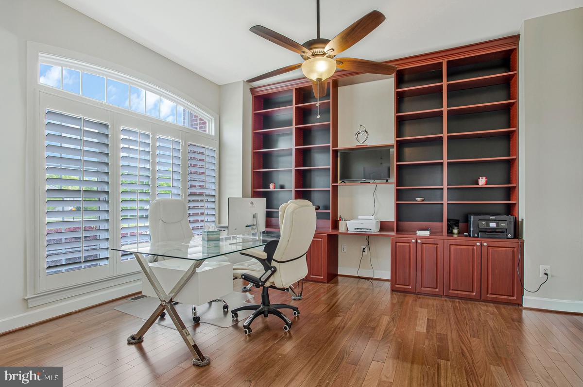 WESTWOOD - Residential