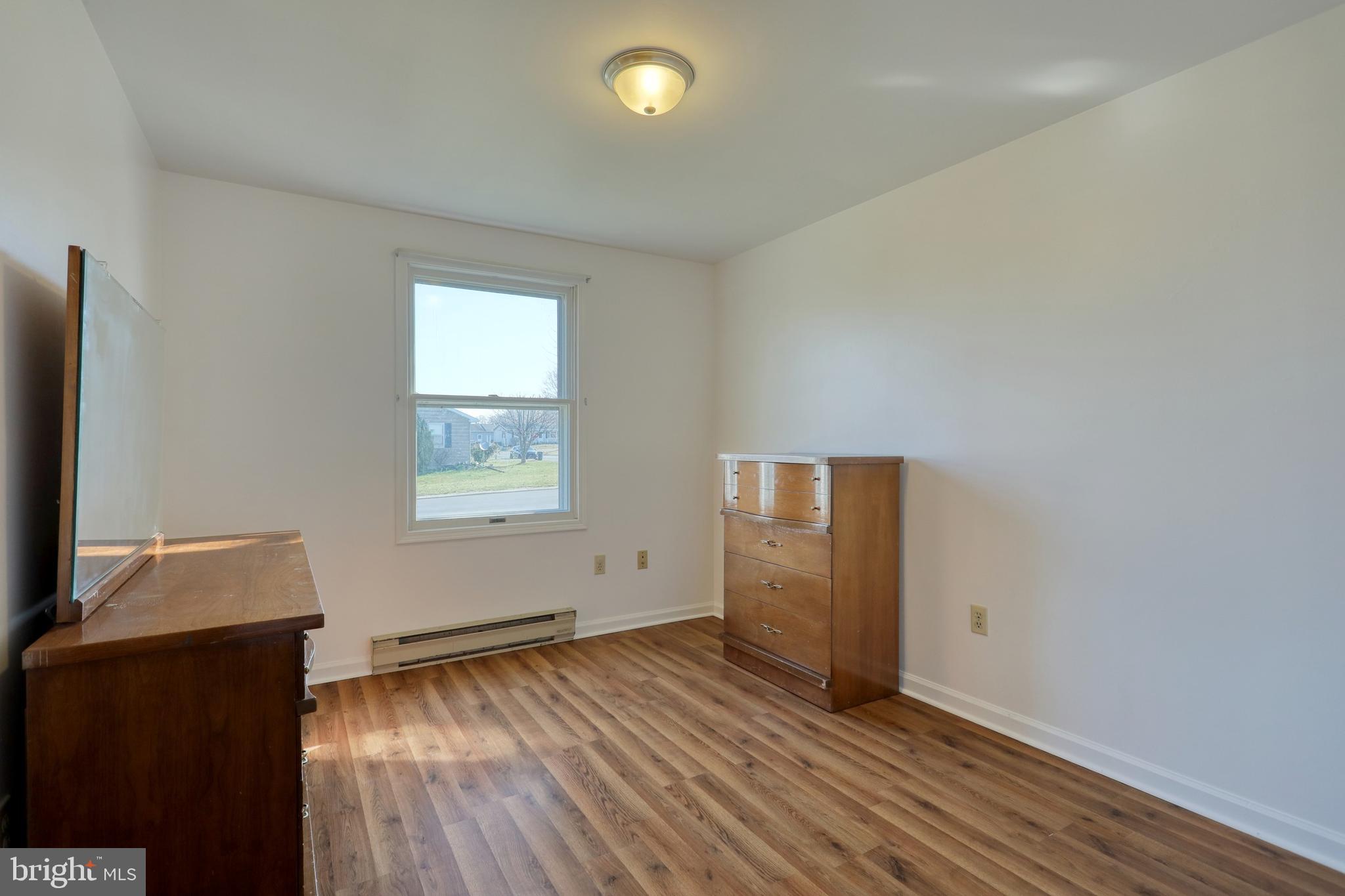 OXFORD ESTATES - Residential