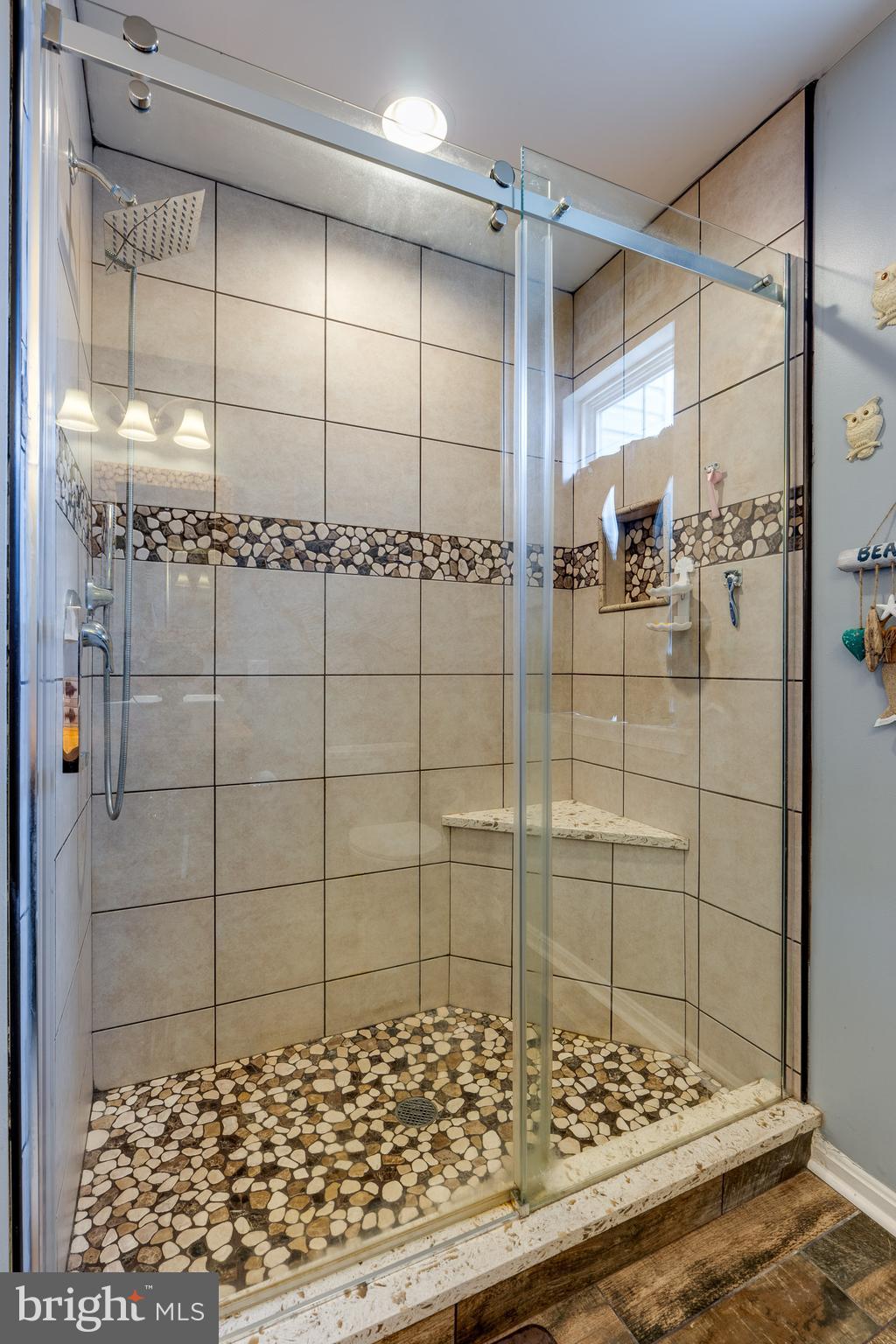 DELTA RIDGE - Residential