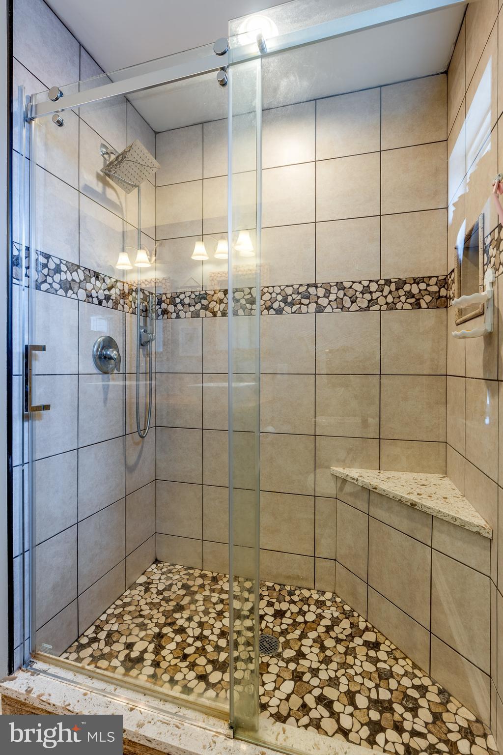 DELTA RIDGE - Residential