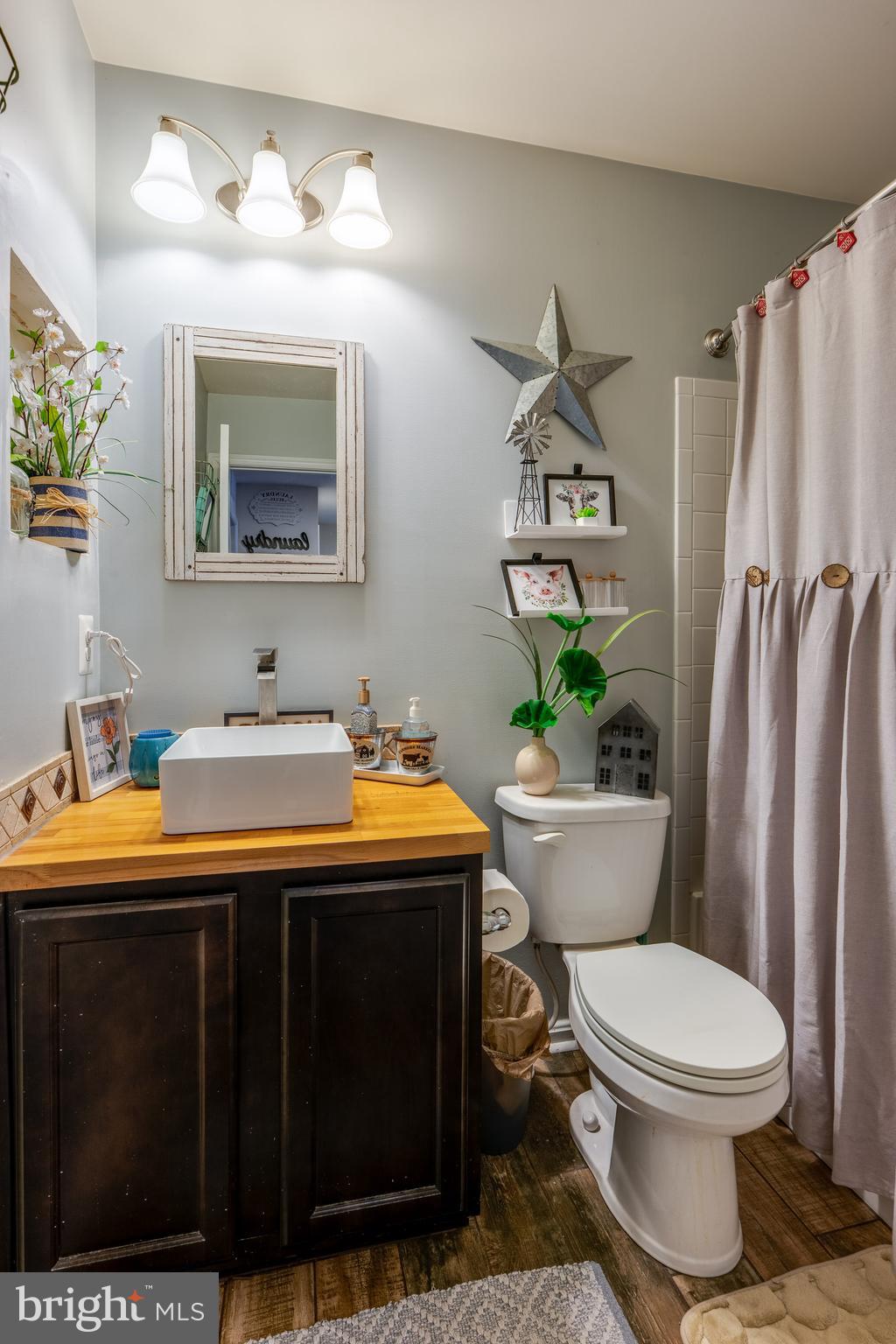 DELTA RIDGE - Residential