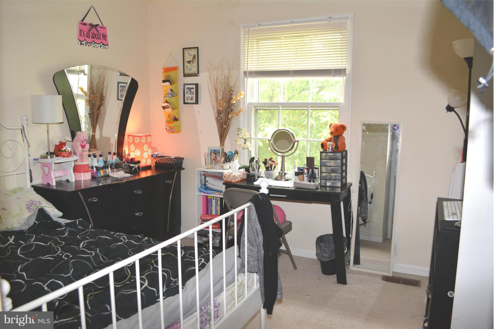 BRISTOE STATION - Residential