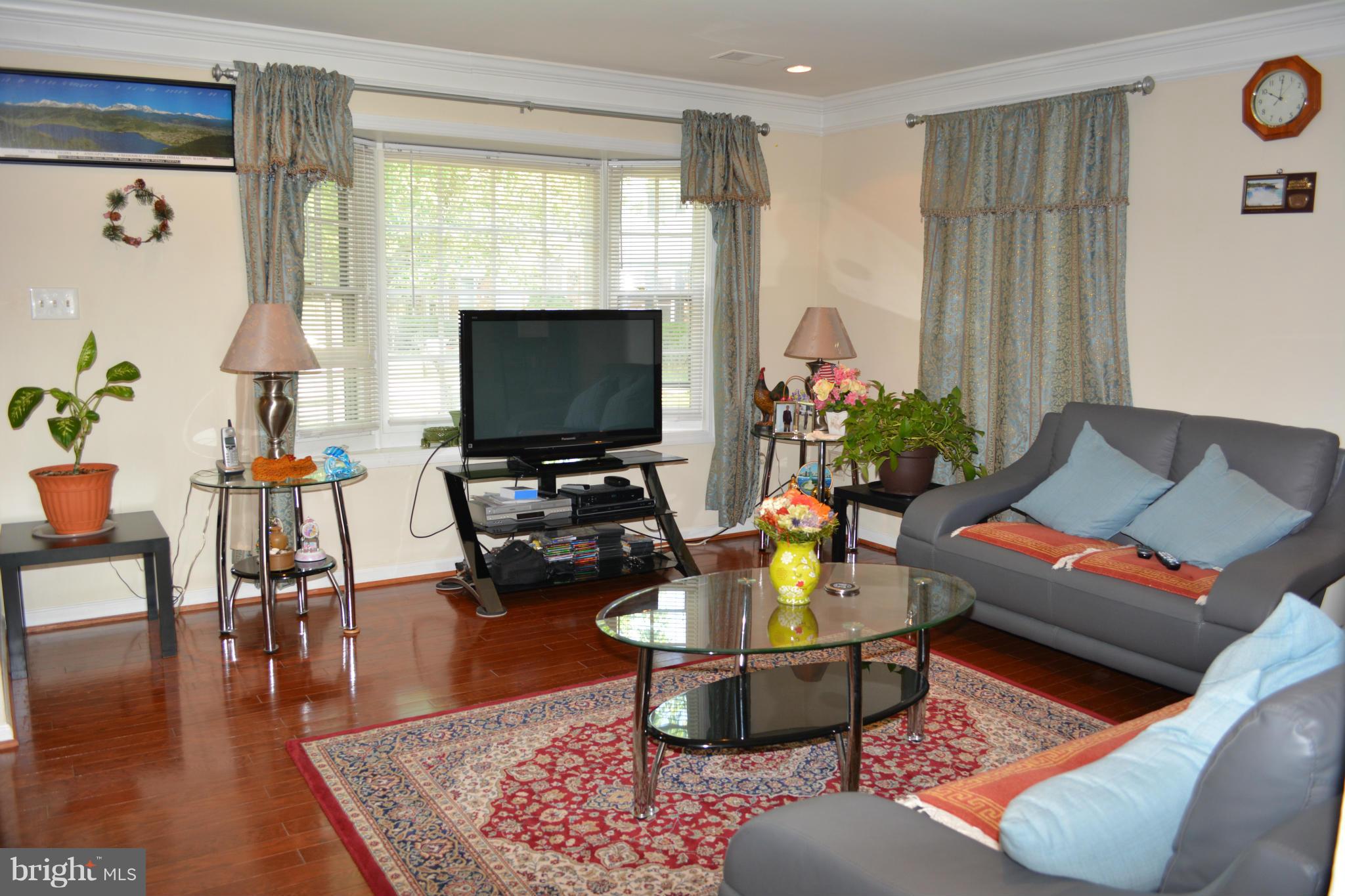 BRISTOE STATION - Residential