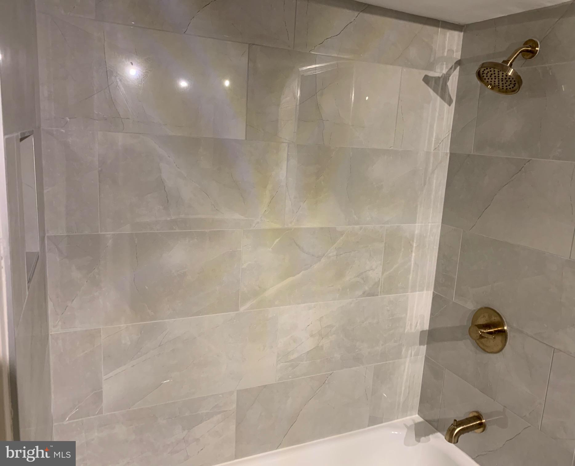 BELAIR-EDISON - Residential Lease