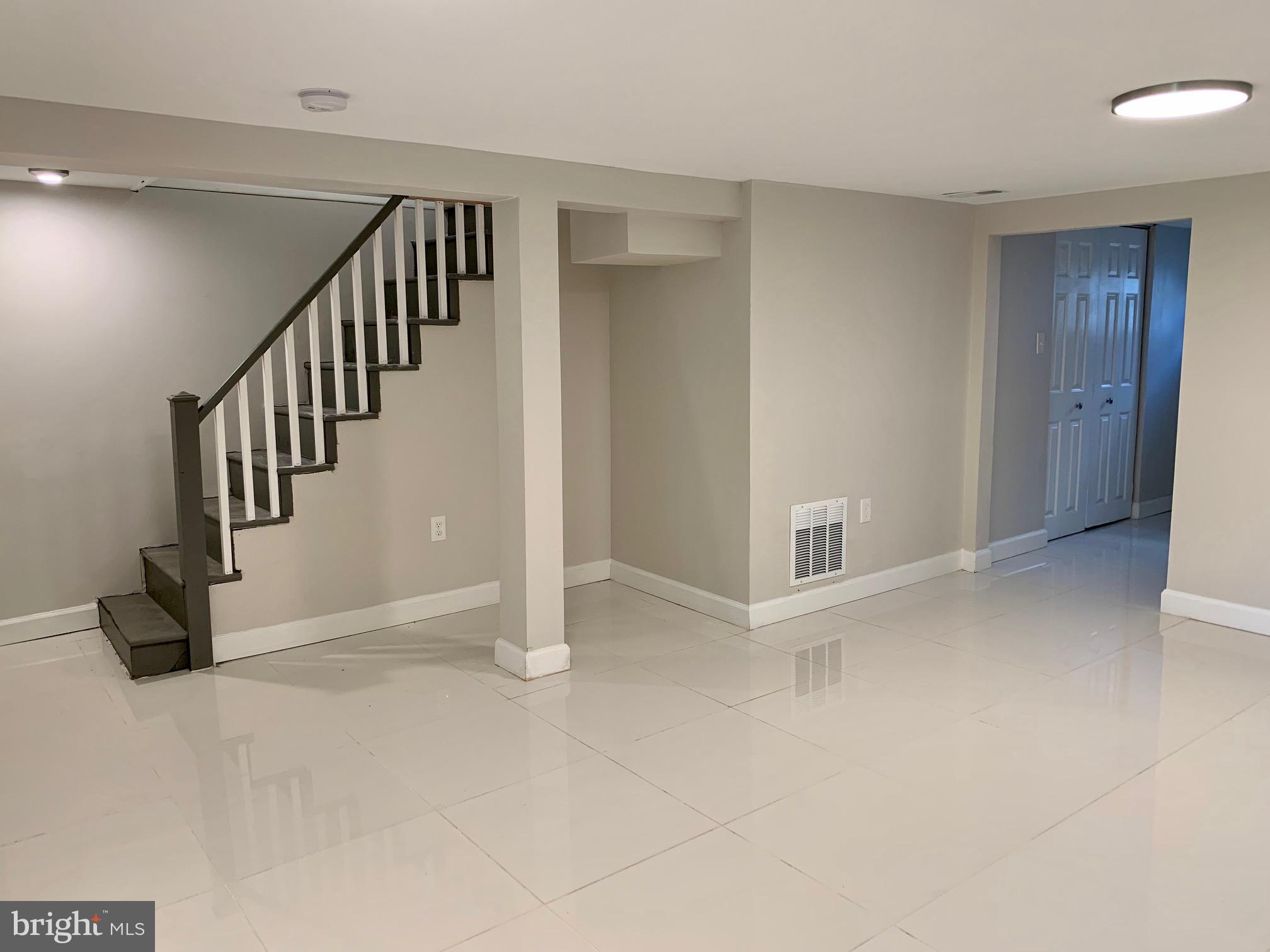 BELAIR-EDISON - Residential Lease