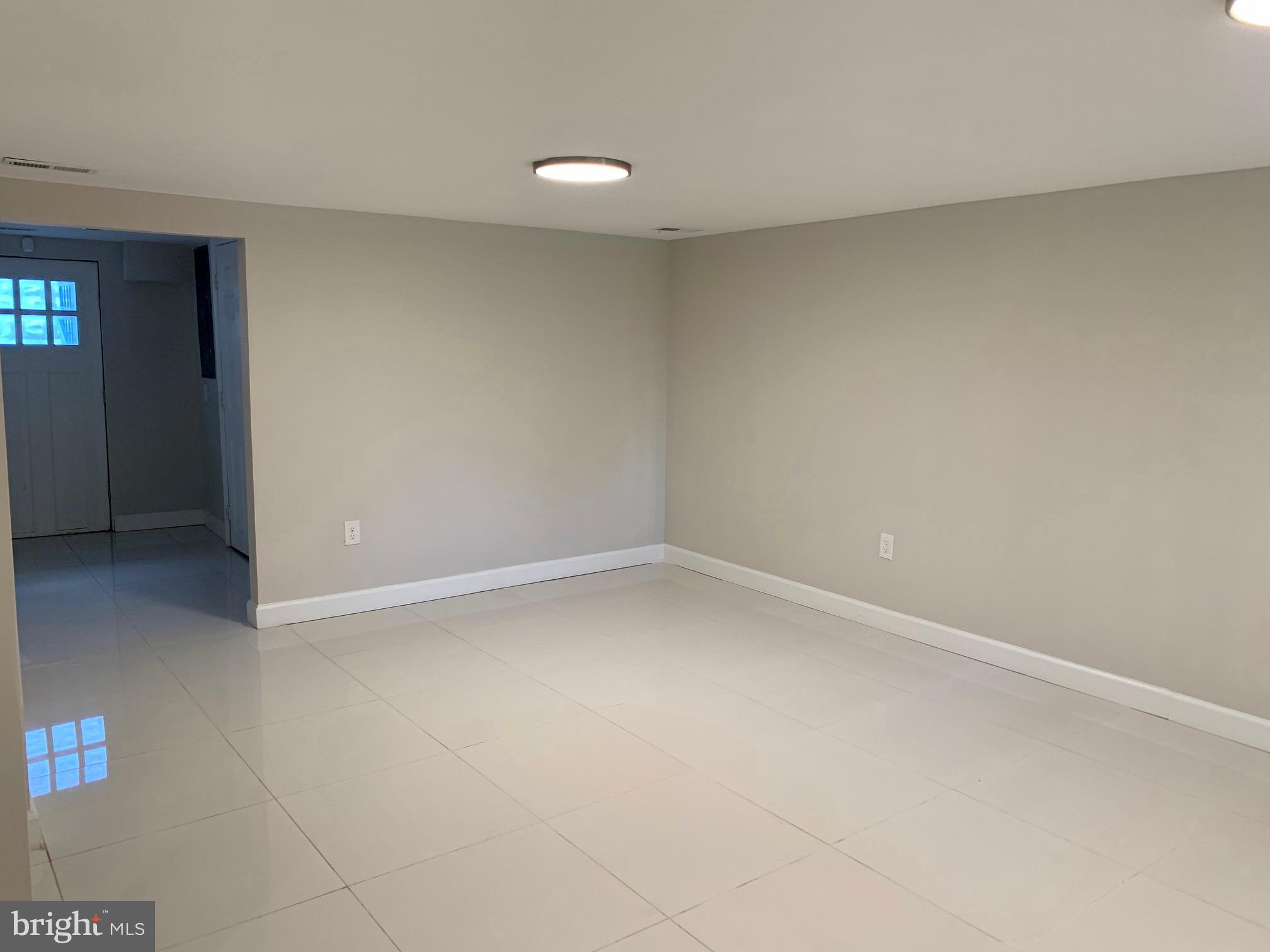 BELAIR-EDISON - Residential Lease