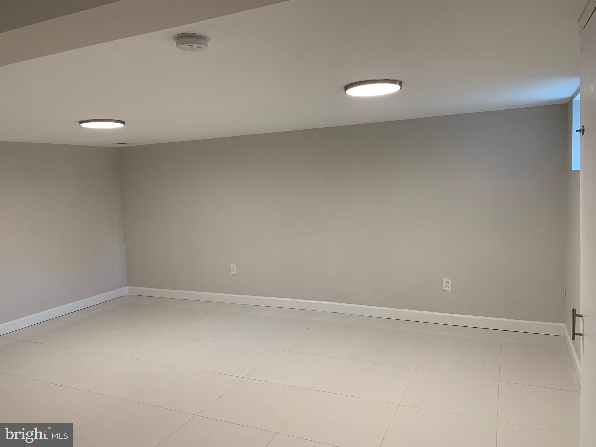 BELAIR-EDISON - Residential Lease