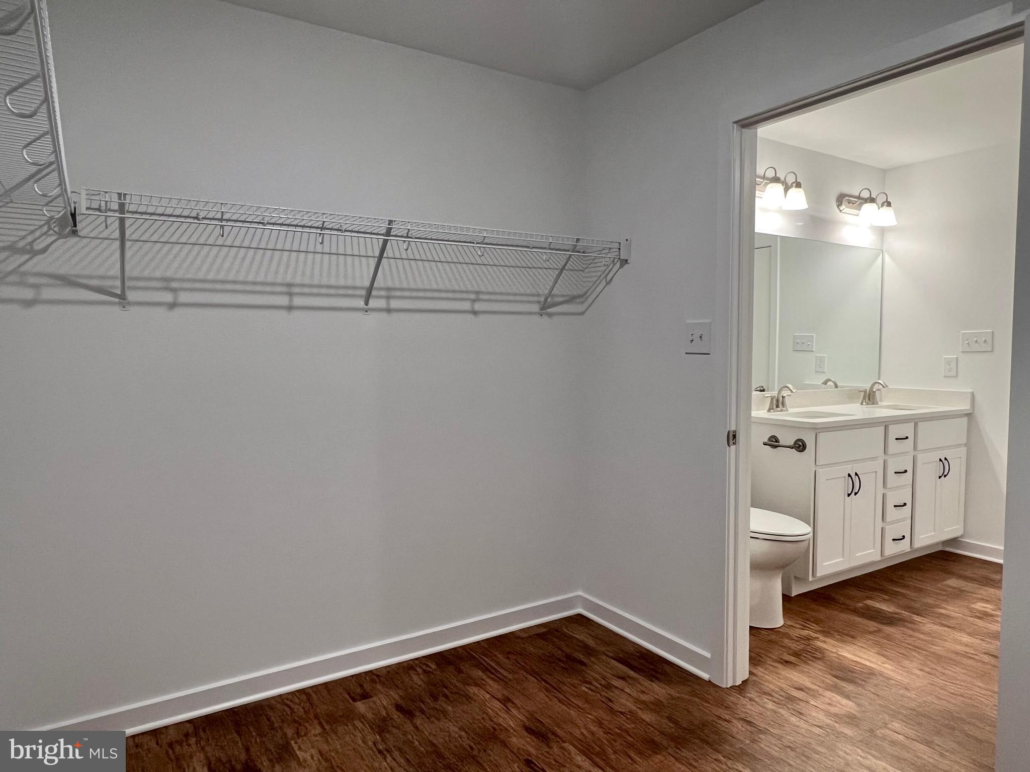 CARDINAL POINTE - Residential