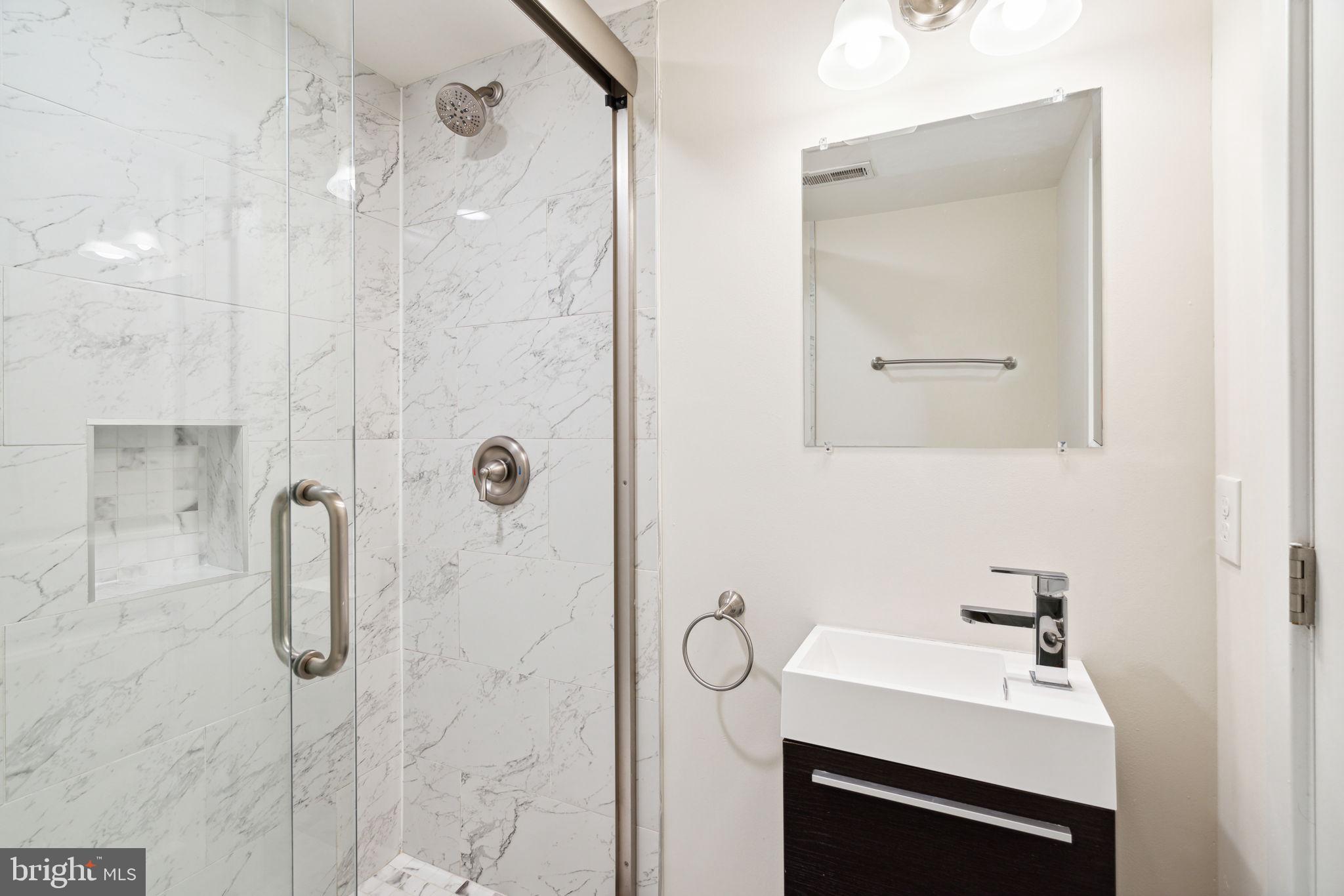 GRAYS FERRY - Residential Lease