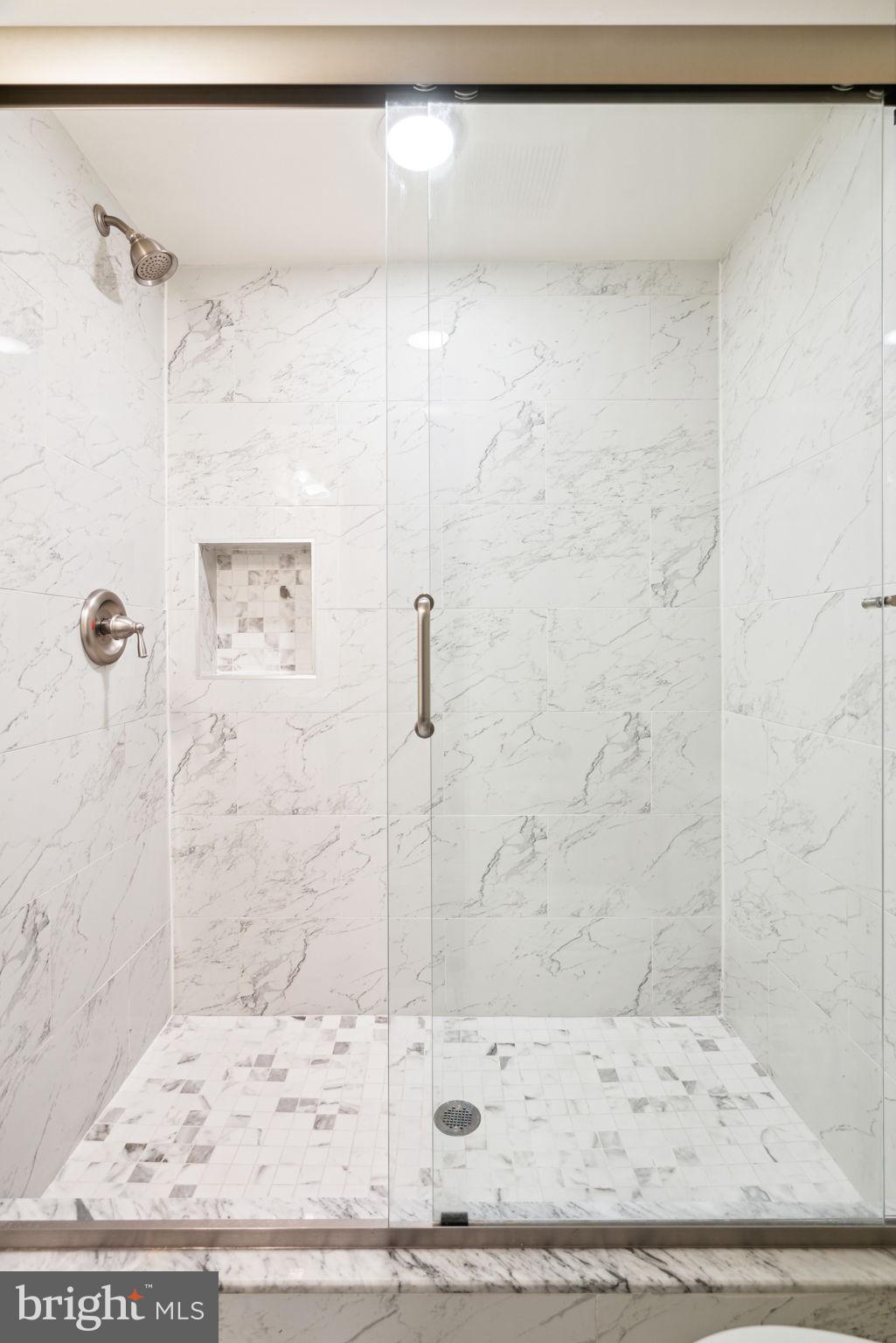 GRAYS FERRY - Residential Lease