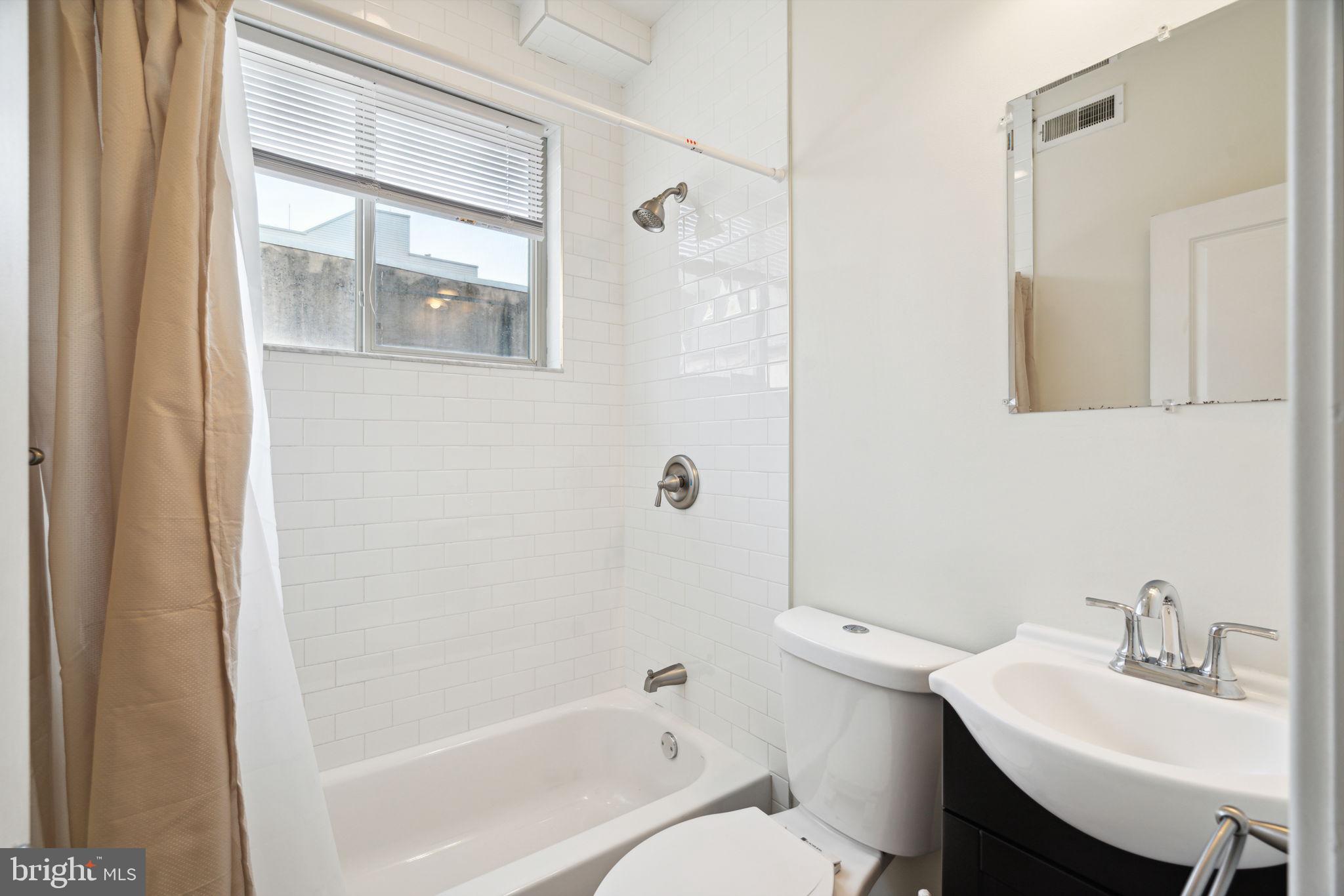 GRAYS FERRY - Residential Lease