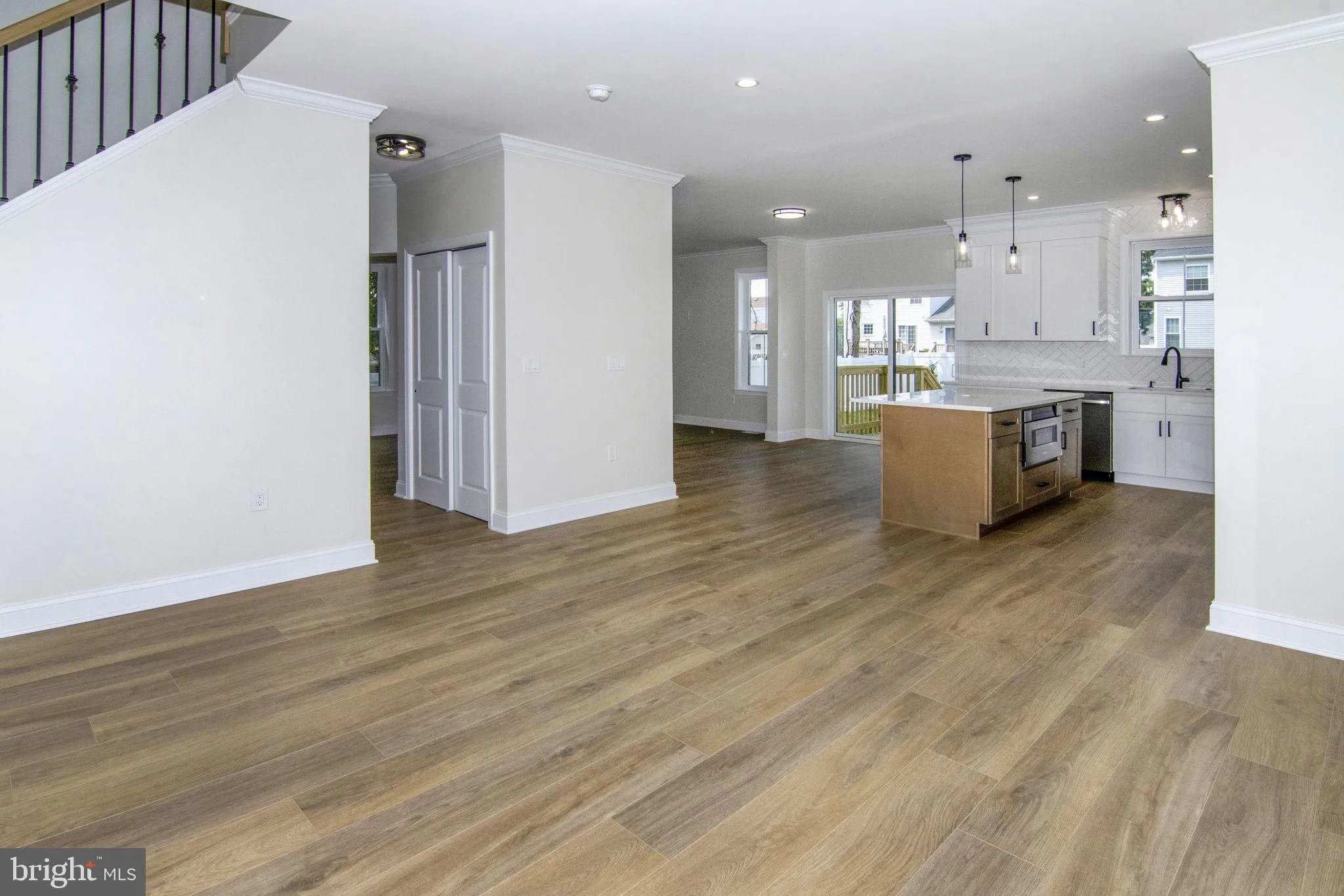 Cherry Hill, New Jersey 08002, United States, 4 Bedrooms Bedrooms, ,3 BathroomsBathrooms,Residential,Active,232934