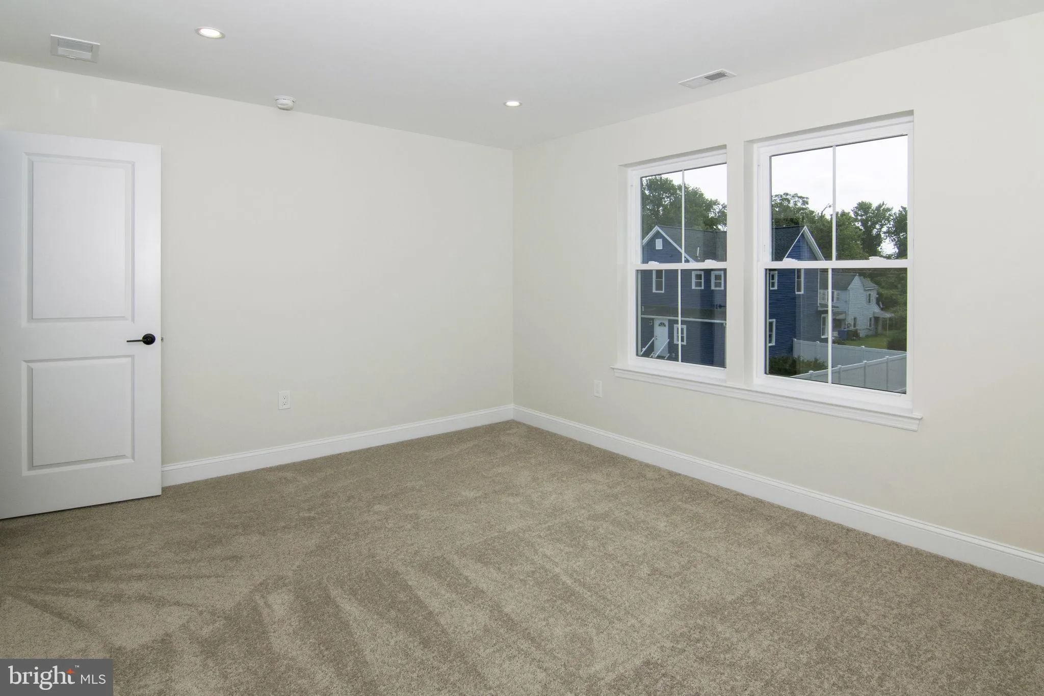 Cherry Hill, New Jersey 08002, United States, 4 Bedrooms Bedrooms, ,3 BathroomsBathrooms,Residential,Active,232934