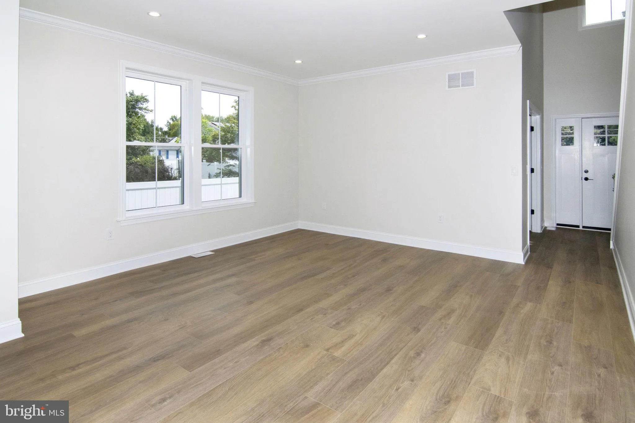 Cherry Hill, New Jersey 08002, United States, 4 Bedrooms Bedrooms, ,3 BathroomsBathrooms,Residential,Active,232934