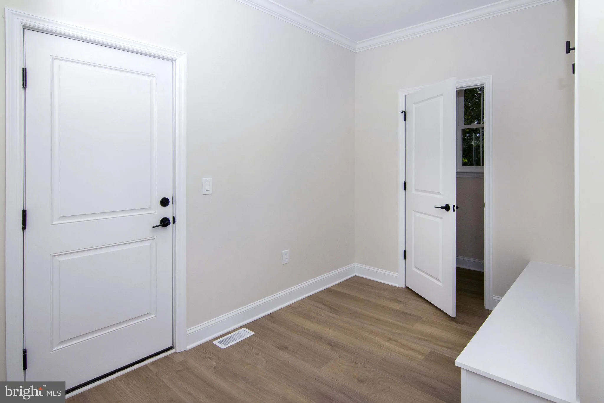 Cherry Hill, New Jersey 08002, United States, 4 Bedrooms Bedrooms, ,3 BathroomsBathrooms,Residential,Active,232934