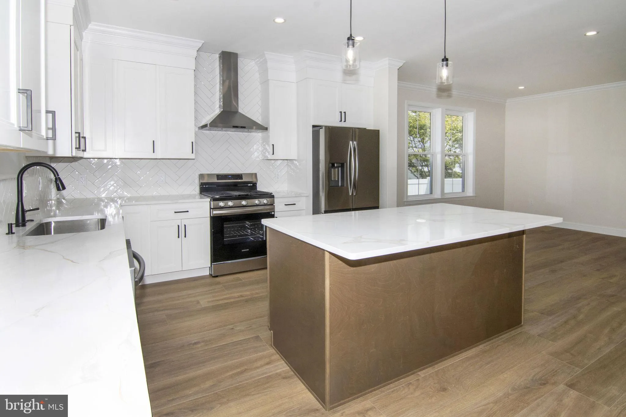 Cherry Hill, New Jersey 08002, United States, 4 Bedrooms Bedrooms, ,3 BathroomsBathrooms,Residential,Active,232934