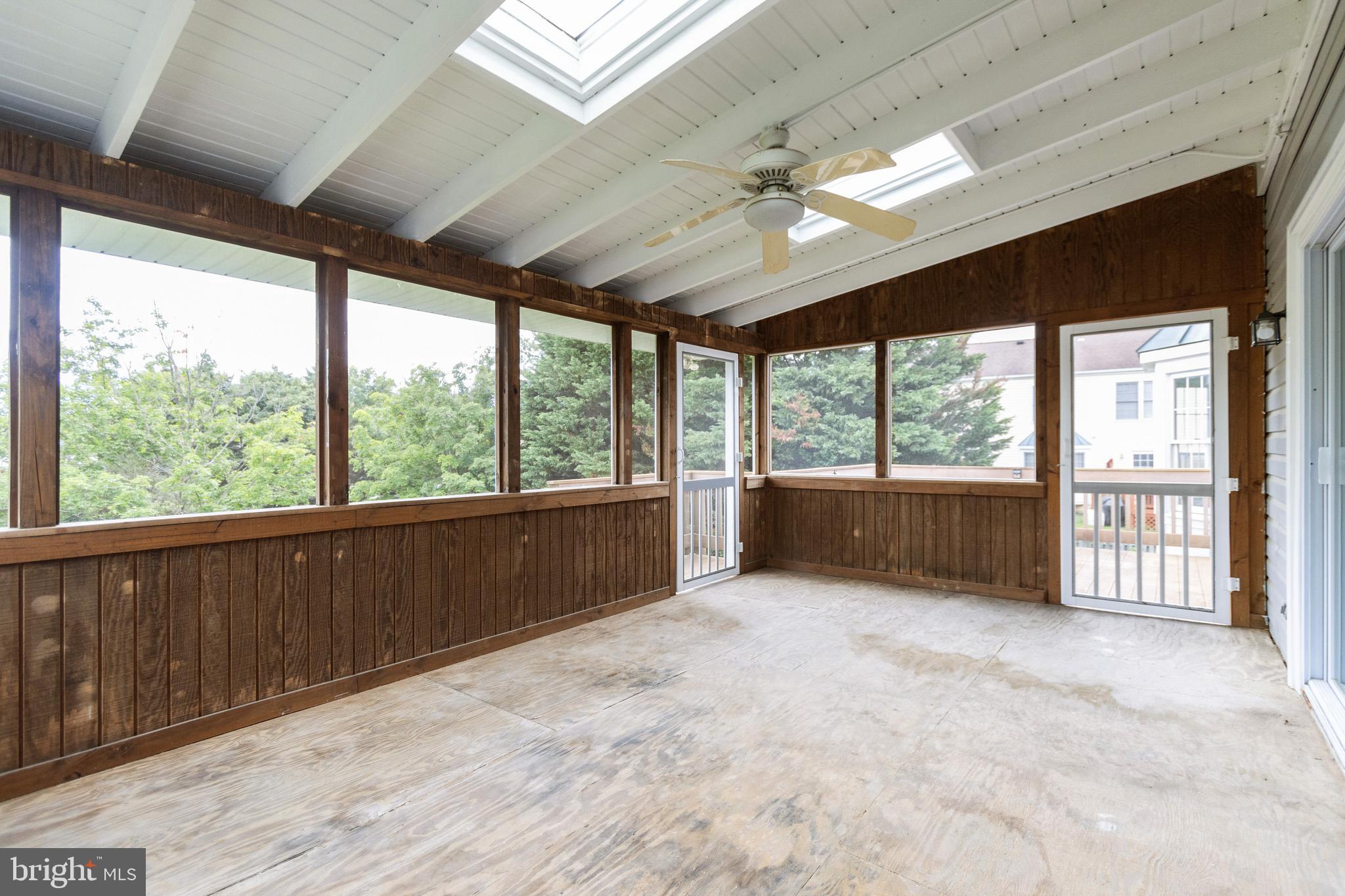 WORTHINGTON GLEN - Residential