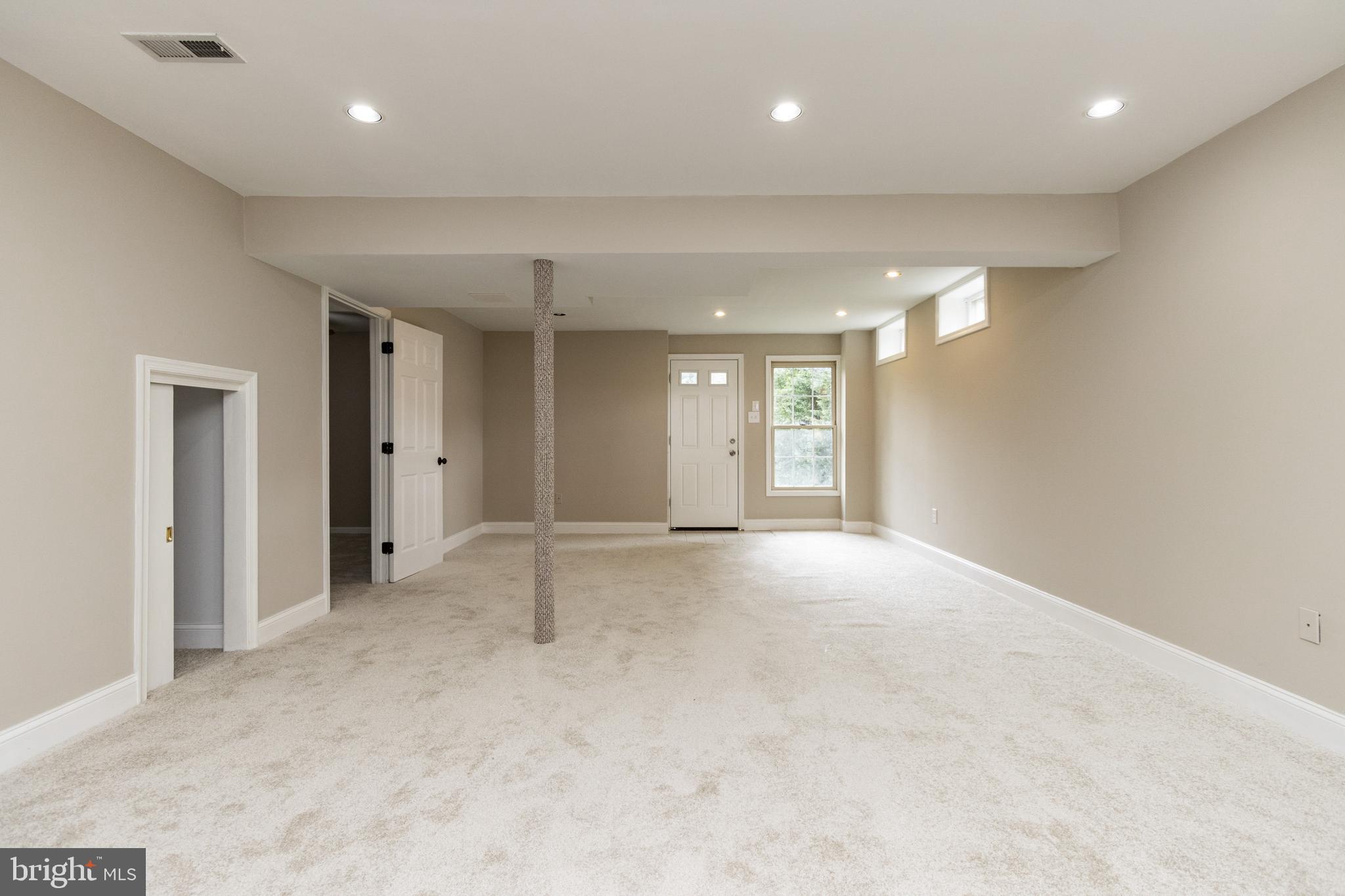 WORTHINGTON GLEN - Residential