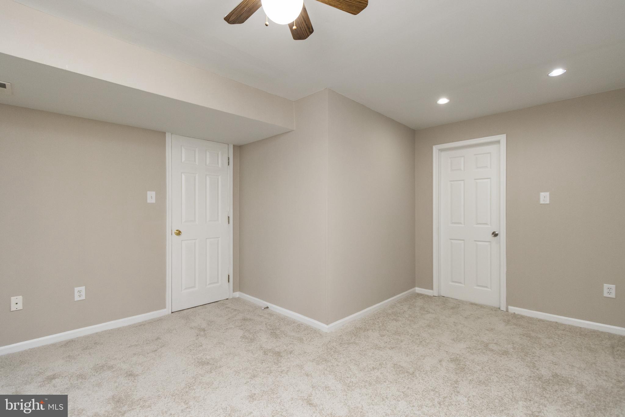 WORTHINGTON GLEN - Residential