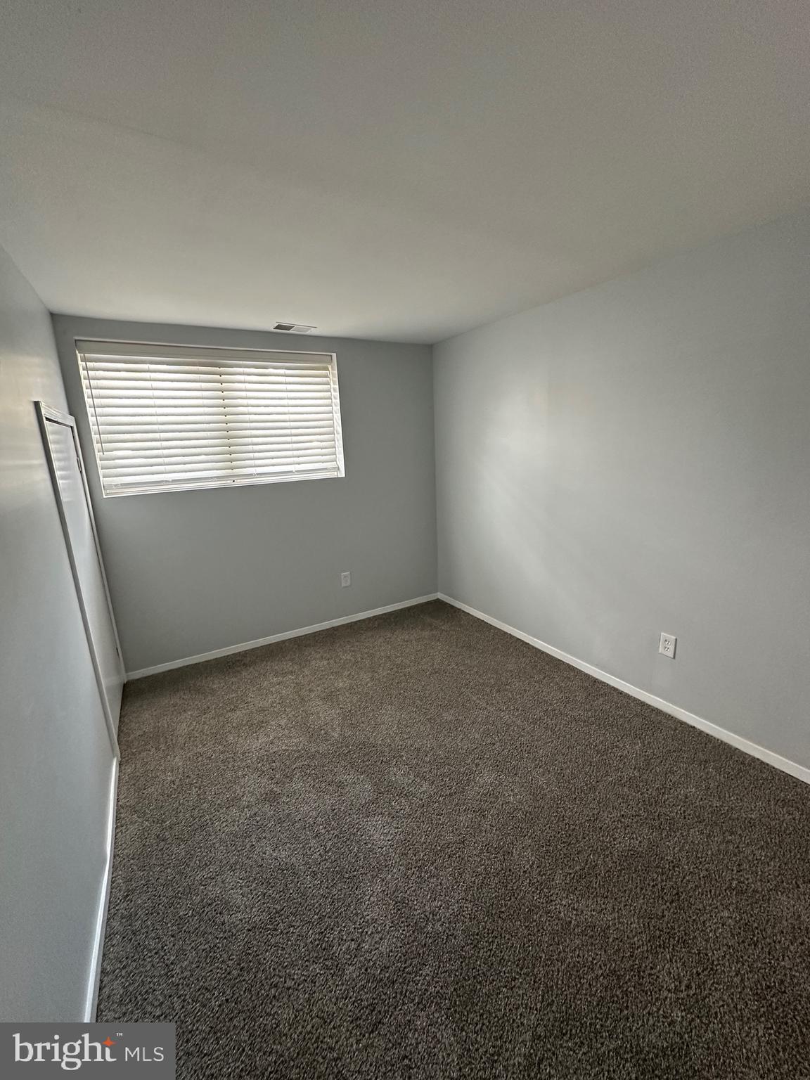 OVERLOOK POINTE - Residential Lease