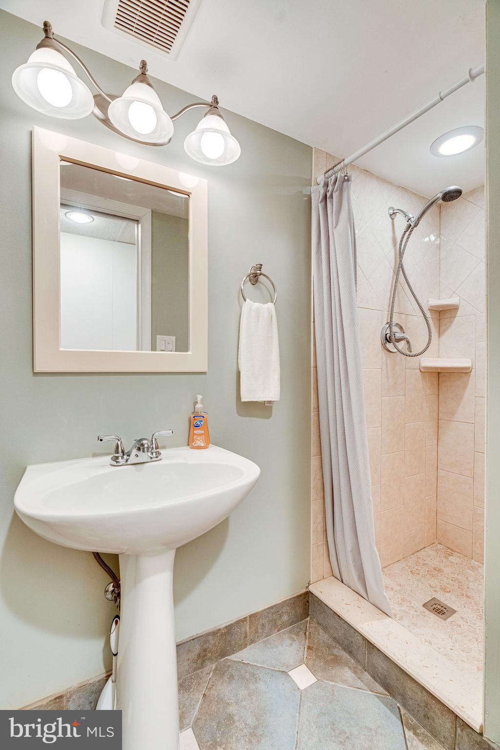 SUDLEY - Residential