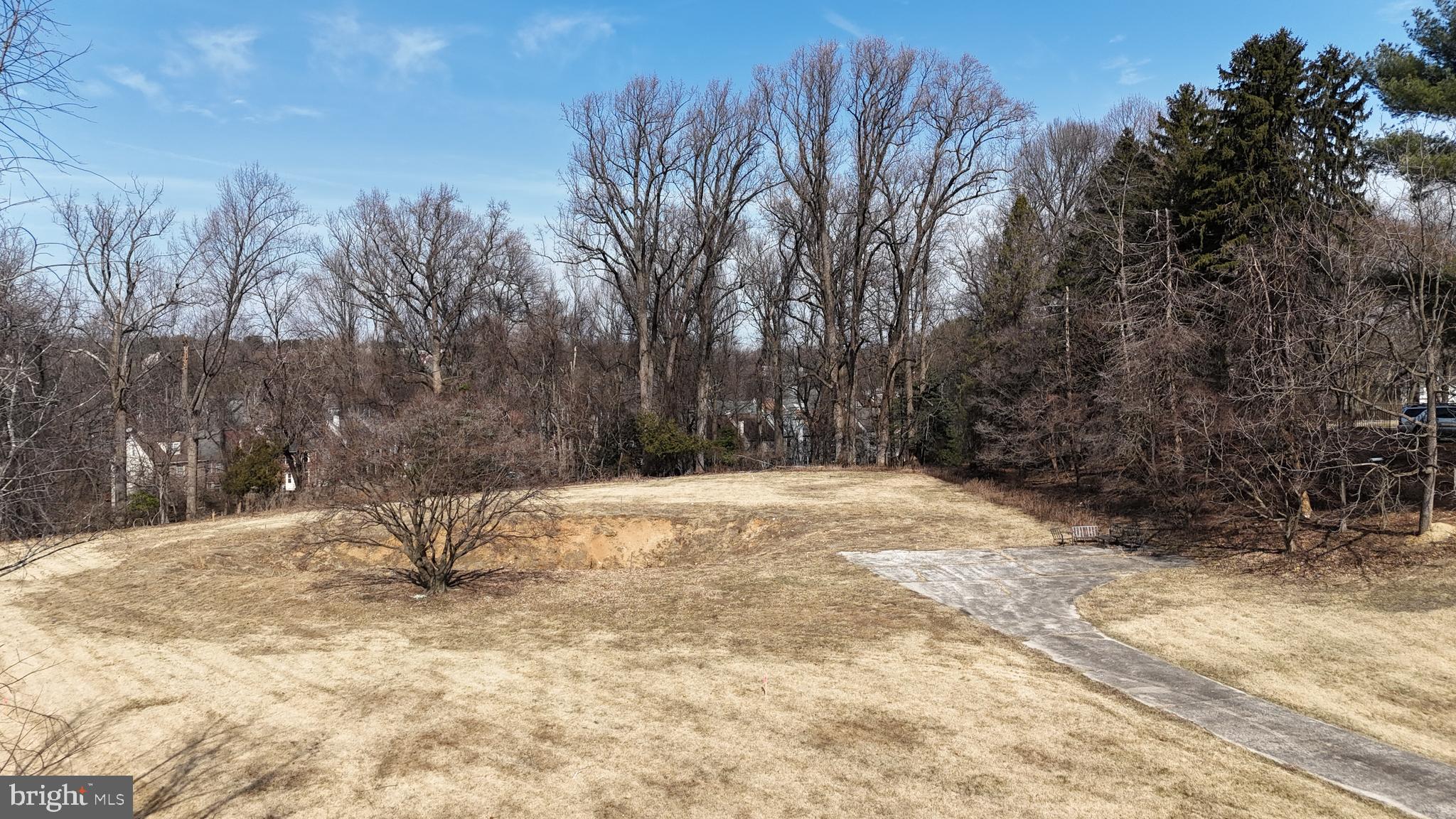 9121 FIELD ROAD