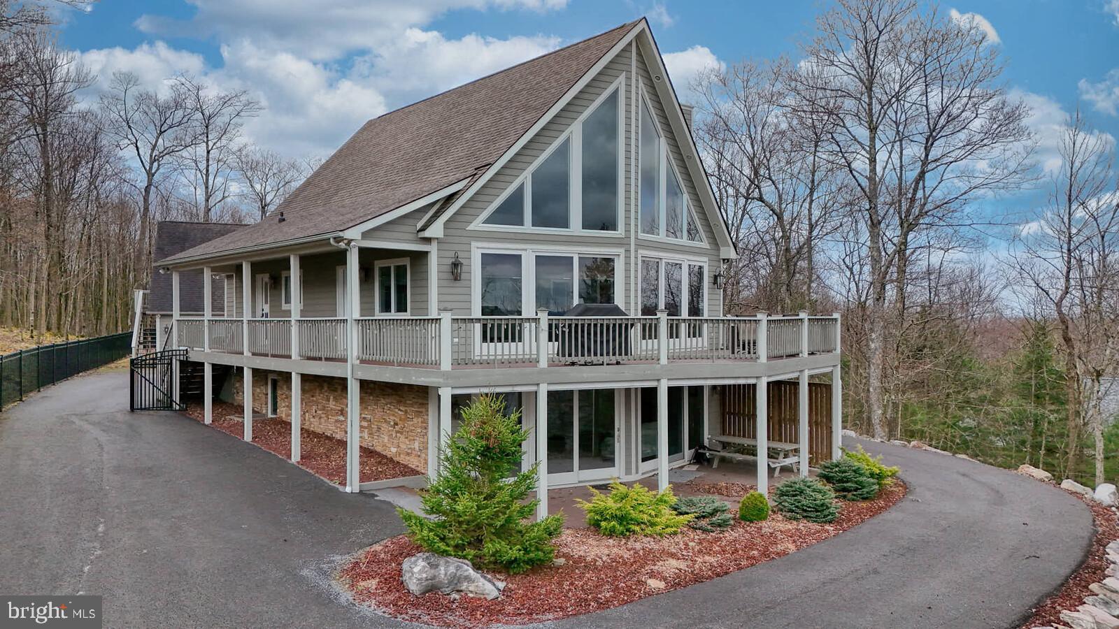 MOUNTAINSIDE - Residential