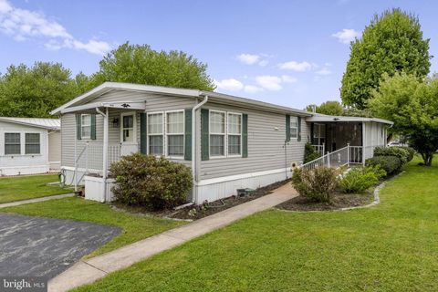 21 JAKE DRIVE RONKS PA 17572