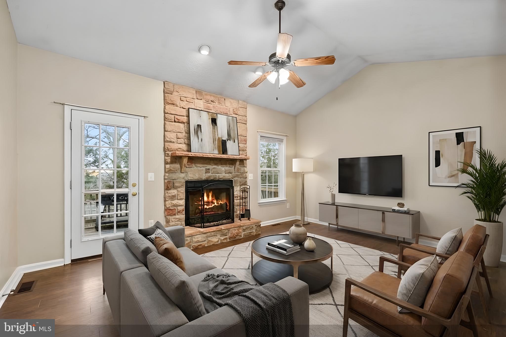 WILDERNESS SHORES - Residential