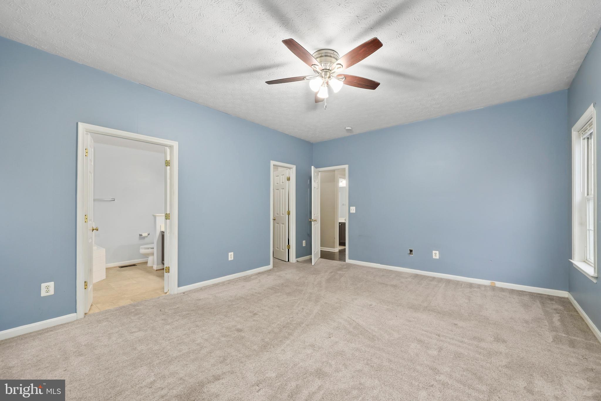 WILDERNESS SHORES - Residential