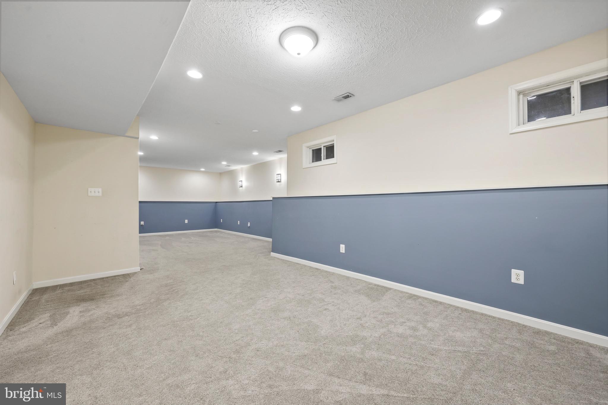 WILDERNESS SHORES - Residential