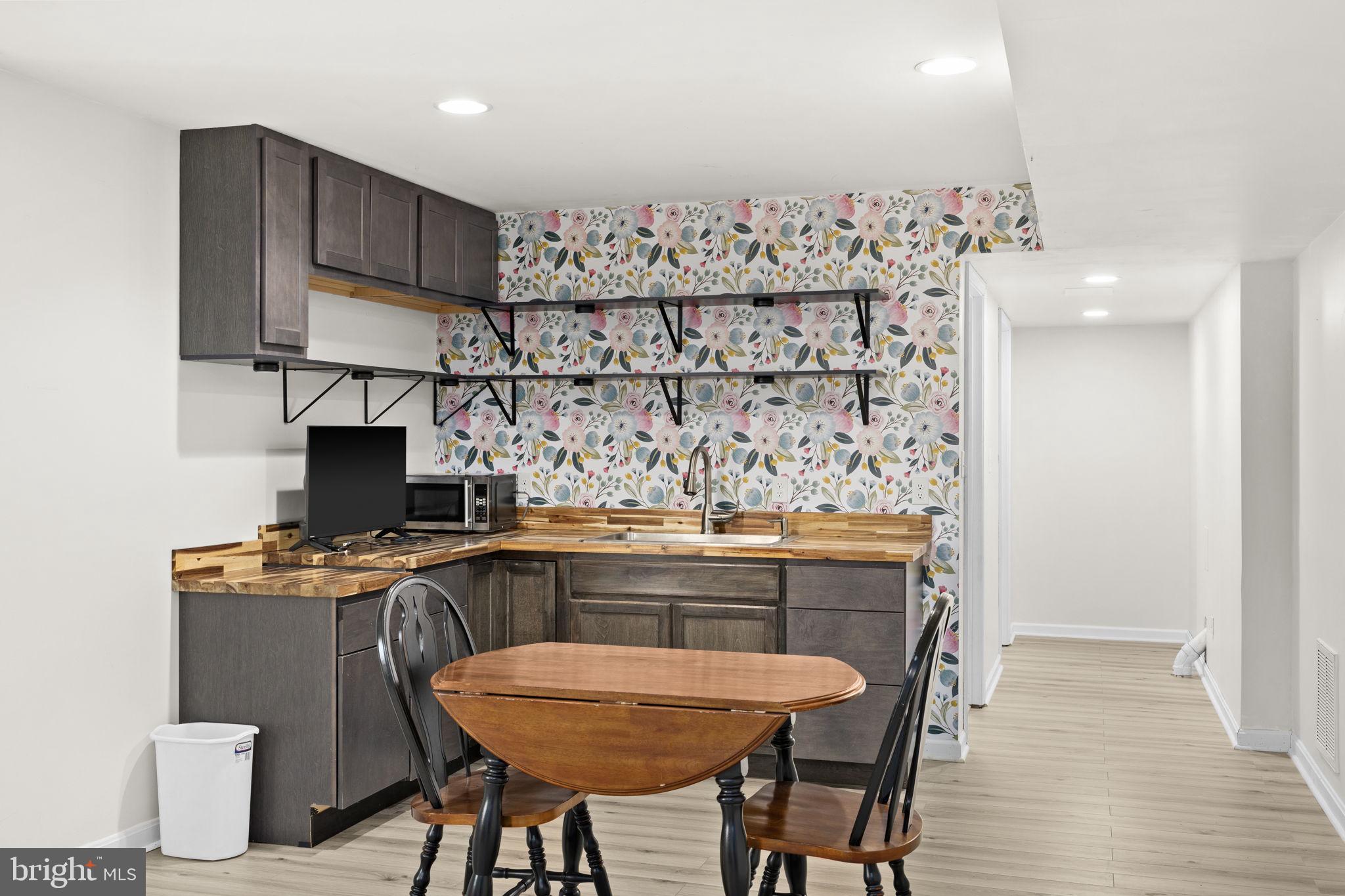 ORANGE ESTATES - Residential