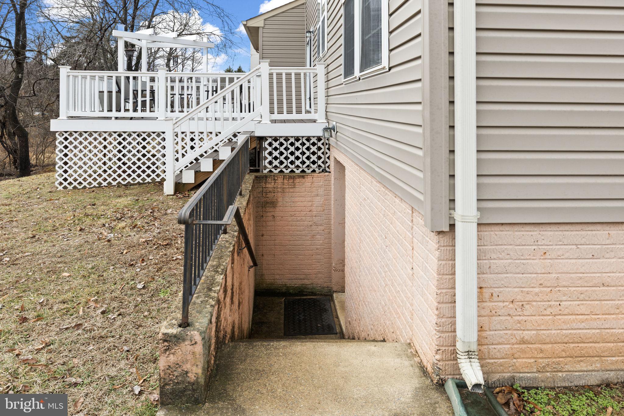 ORANGE ESTATES - Residential